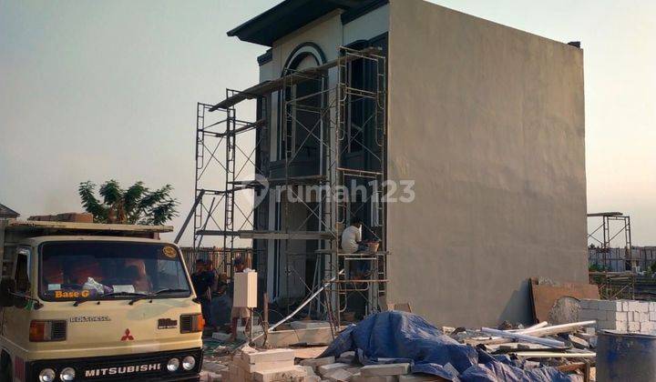 Rumah Baru Gress 2lt Di Mansion Nine, Lakarsantri - Sbya Barat 2