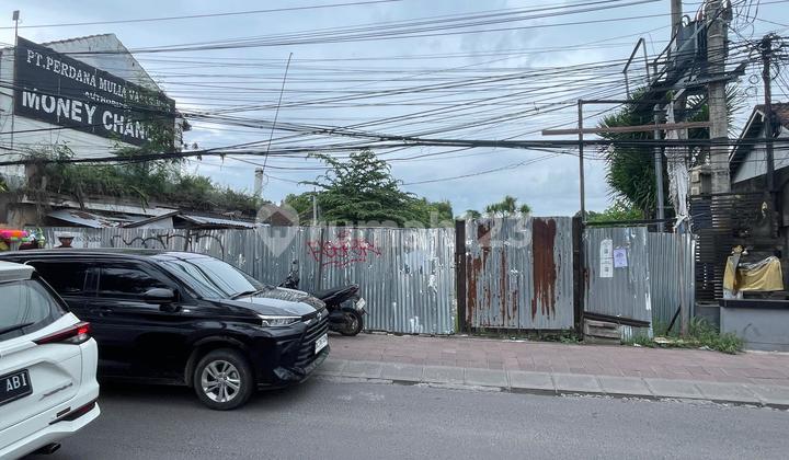 Lahan Kosong Sangat Buc Di Jalan Utama Batu Belig, Kerobokan Bali
