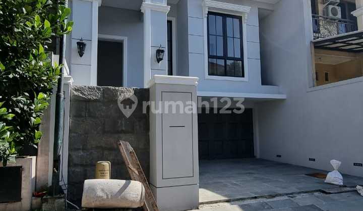 New 3-story House in Graha Family, West Surabaya