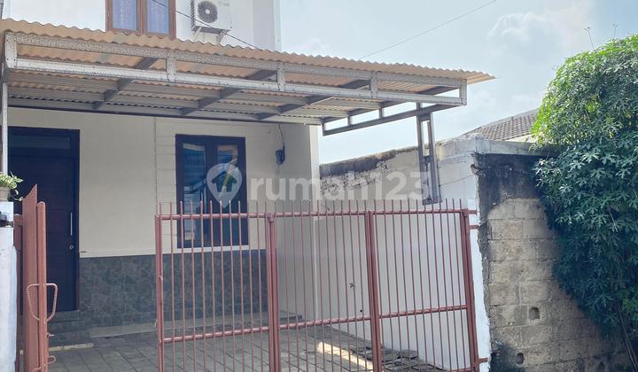 JUAL CEPAT Rumah BAGUS di GRIYA LOKA, BSD - 2 lantai siap huni JUAL CEPAT Rumah BAGUS di GRIYA LOKA, BSD - 2 lantai siap huni