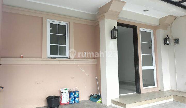 Rumah 2 Lantai di Savia Park, Bsd, Tangsel Cakep 1