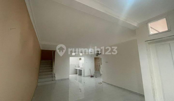 House, 2 Floors in Griya Loka, BSD - 3 Bedrooms House, 2 Floors in Griya Loka, BSD - 3 Bedrooms