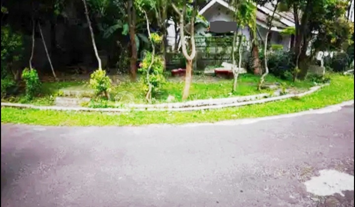 Hitung Tanah Saja - Tanah + Bangunan SHM BSD Griya Loka, Tangerang 428 M2