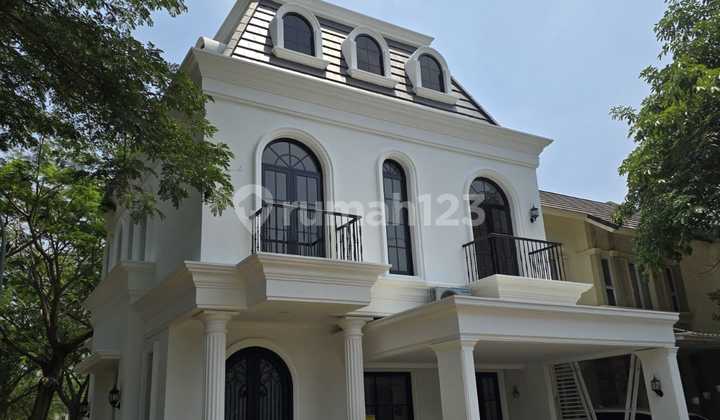 Beautiful BSD Vanya Park House, Tangerang BRAND NEW Hook Beautiful BSD Vanya Park House, Tangerang BRAND NEW Hook