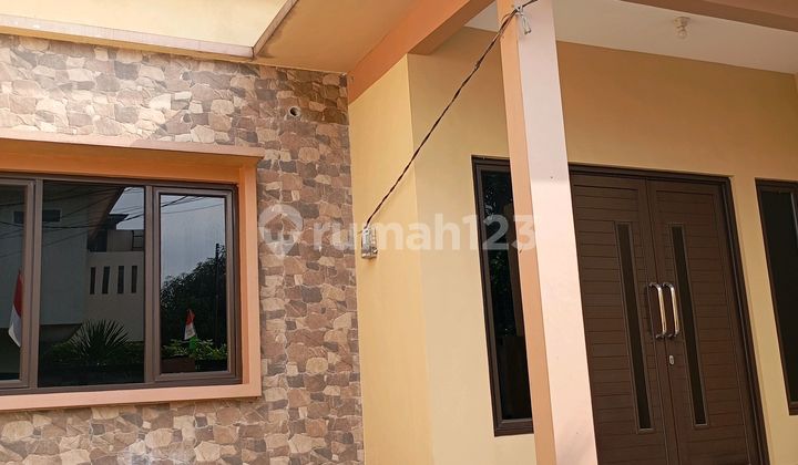 Rumah Bagus SHM Bsd Nusaloka, Tangerang - 1 1/2 Lantai + Siap Huni