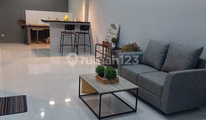 Semi Furnished House BSD Nusaloka, Tangerang 2