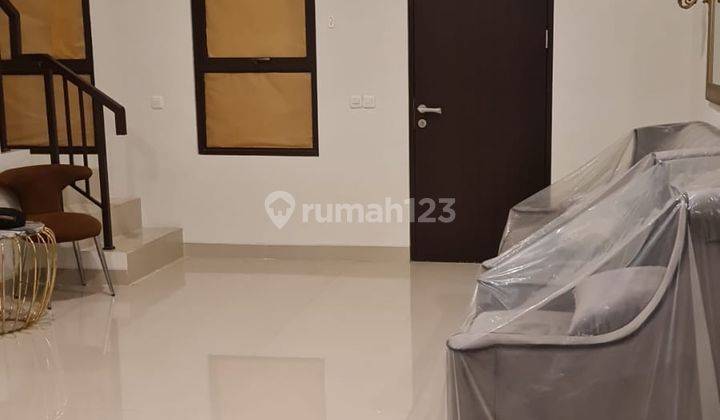 Rumah 2 Lantai Baru di Cluster Castilla, Bsd, Tangerang Jarang Ada 2