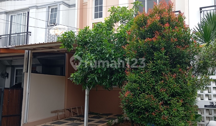 Good Rental House BSD Nusaloka, Tangerang - 3 bedrooms Good Rental House BSD Nusaloka, Tangerang - 3 bedrooms