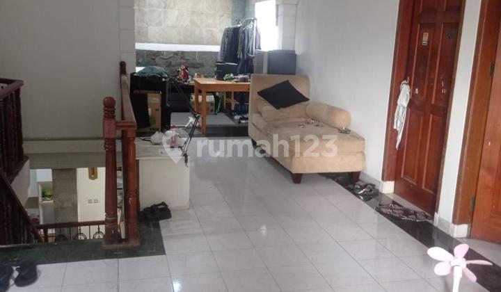 Semi Furnished 2-Story Rental House in BSD Griya Loka, Tangerang - 5 Bedrooms 2
