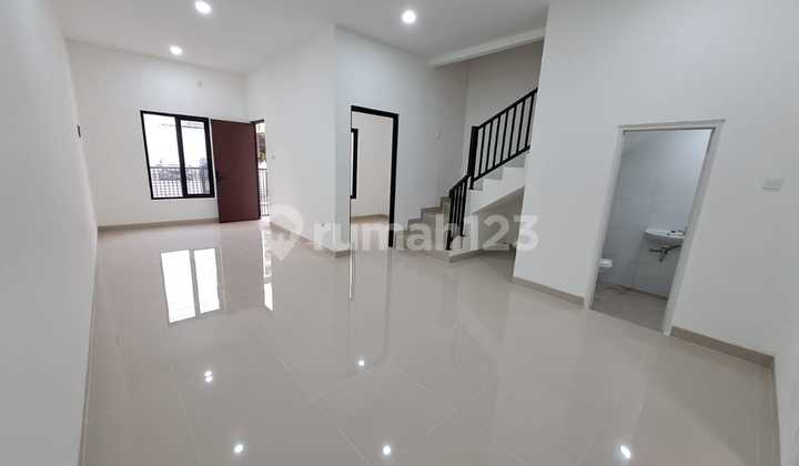 Rumah Bagus Unfurnished SHM Serpong Regency Melati Mas, Tangerang Selatan - 2 LT 3 KT 2