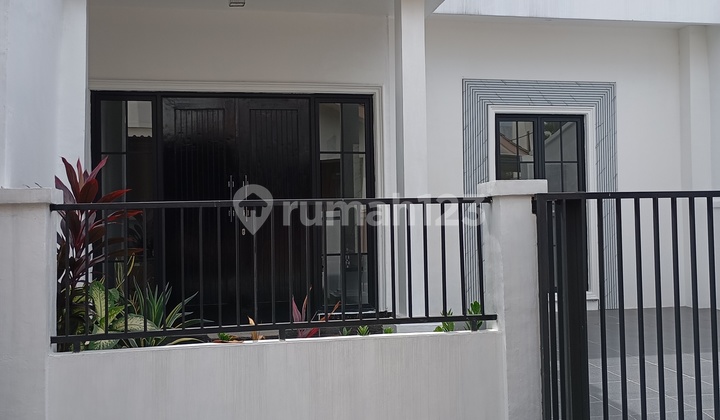 Rumah Baru di Griya Loka, Bsd - Dekat Akses Tol & Stasiun Rawabuntu, Tangerang Rumah Baru di Griya Loka, Bsd - Dekat Akses Tol & Stasiun Rawabuntu, Tangerang