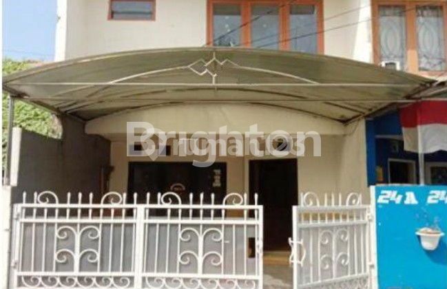 RUMAH COUPLE SIAP HUNI DAN NYAMAN DI PULOASEM JAKARTA TIMUR 