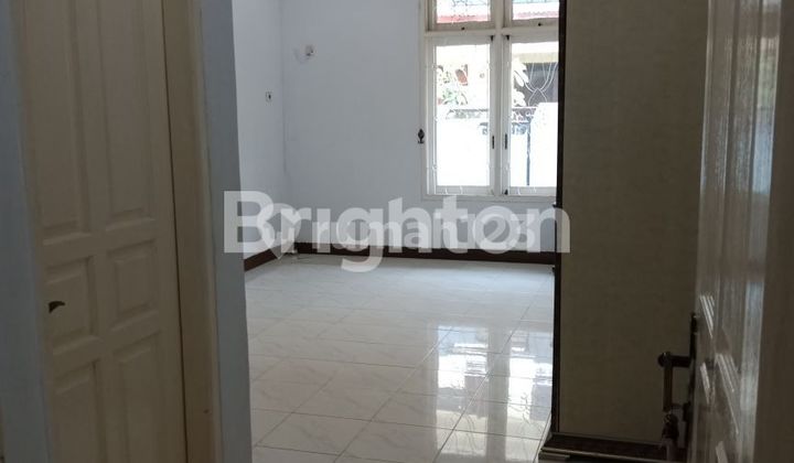 SINGLE-STORY READY-TO-OCCUPY HOUSE IN PULOASEM, EAST JAKARTA