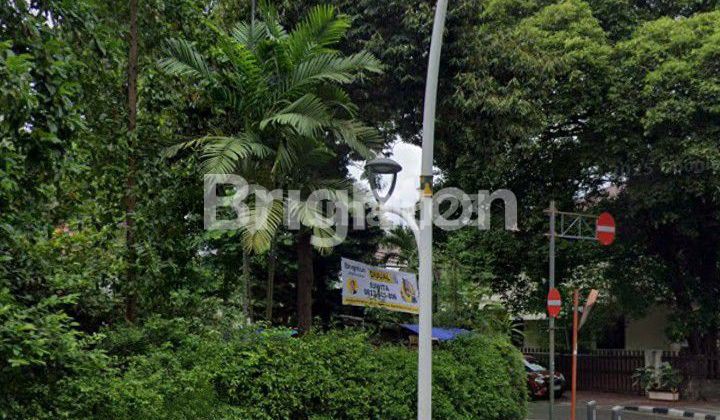 RUMAH TUA HOOK  HITUNG TANAH DILOKASI PREMIUM MENTENG JAKARTA PUSAT 2