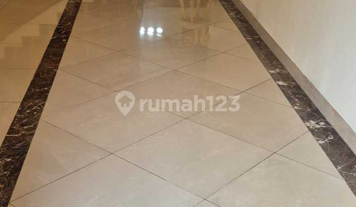 Rumah Besar Siap Huni Di Jakarta Timur 2