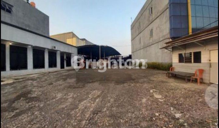 TANAH PINGGIR JALAN RAMAI COCOK UNTUK USAHA DI PONDOK BAMBU JAKARTA TIMUR