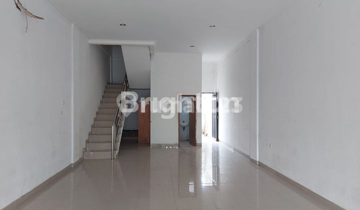 RUKO TIGA LANTAI SIAP HUNI DI CEMPAKA PUTIH JAKARTA PUSAT