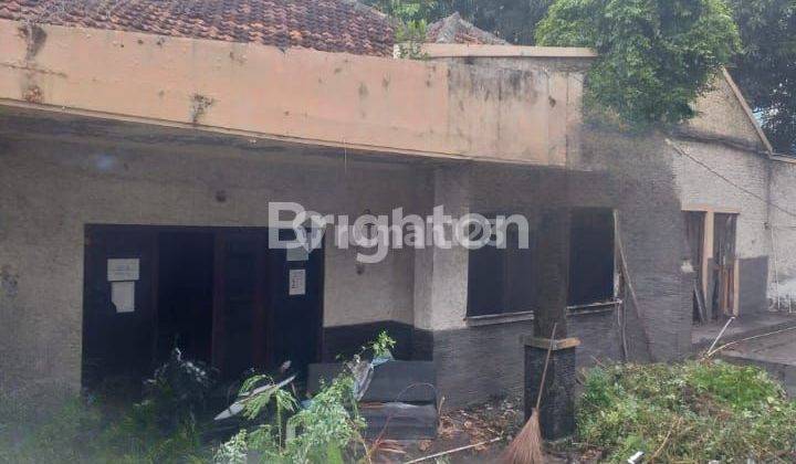 RUMAH STANDART DAN TUA BUTUH RENOVASI KEBUN SIRIH JAKARTA PUSAT 1