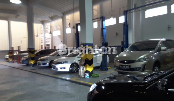 GEDUNG SHOWROOM BENGKEL MOBIL LENGKAP DI DEPOK JAWA BARAT