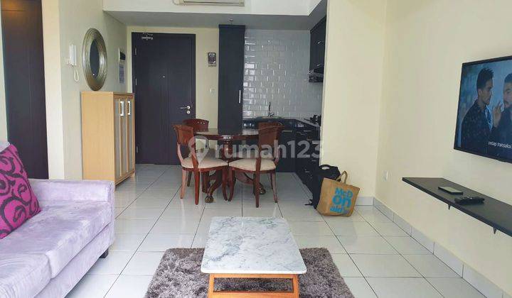 Jual cepat apartemen casa de parco 2 bedroom furnish 2