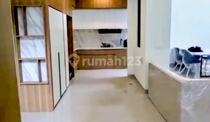 For Rent Three-Story Renovated House in Tanakayu, BSD City