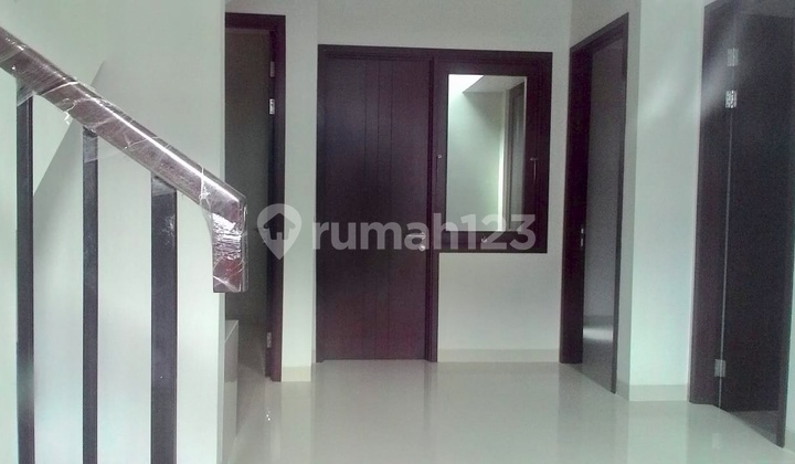 For Rent: House Near ICE BSD Ready to Occupy in Regentown Cluster