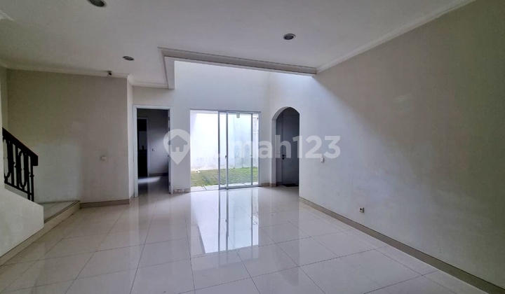 Dijual Cepat Rumah View Taman di Vivacia Eminent Bsd 2