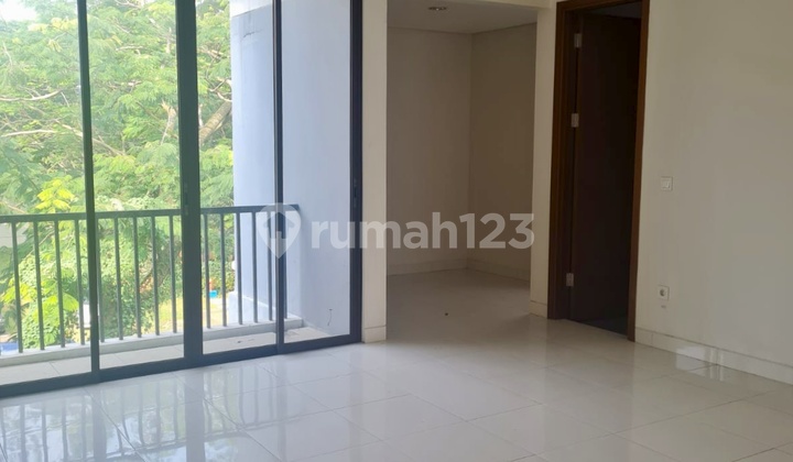 3-Story Split Level House in Foresta BSD