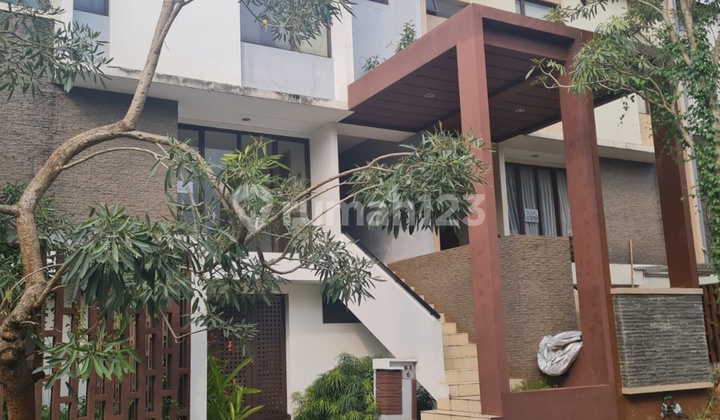 Quick Sale 3-Story Split Level House In Placidon Foresta Cluster Quick Sale 3-Story Split Level House In Placidon Foresta Cluster