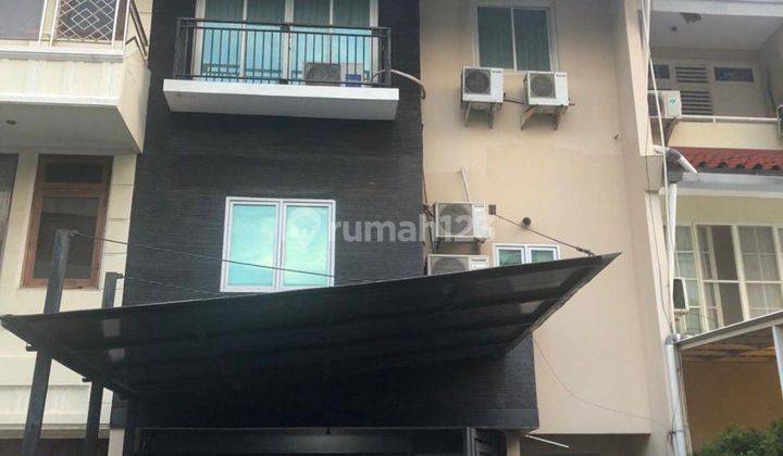 Dijual Town House Pantai Mutiara, Jakarta Utara  1