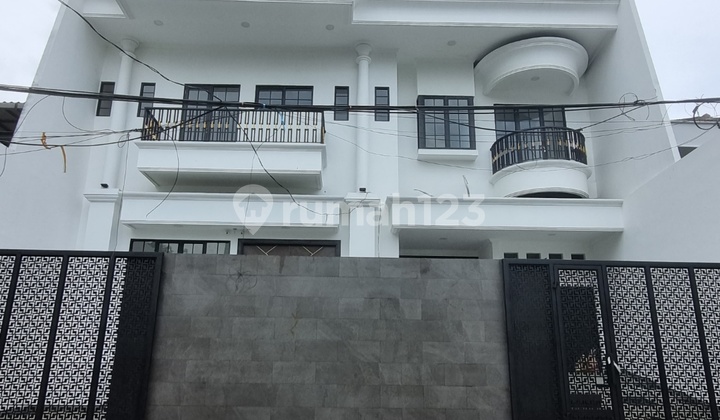 Dijual Rumah Baru Di Tomang, Jakarta Barat Dijual Rumah Baru Di Tomang, Jakarta Barat