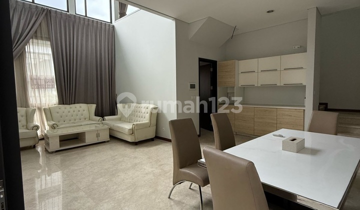 Disewakan Rumah Full Furnished Cluster Lakewood, Navapark Bsd City