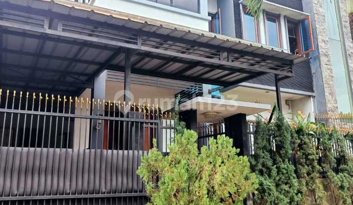 Rumah BSD Giri loka Mewah Bagus Dan Besar BSD City