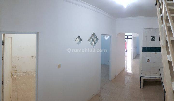 Rumah SHM di Cluster Akasia 2 Taman Royal 3, Tangerang 2