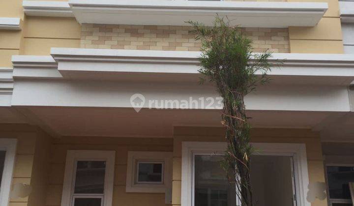 Disewakan cluster amarillo village gading serpong  1