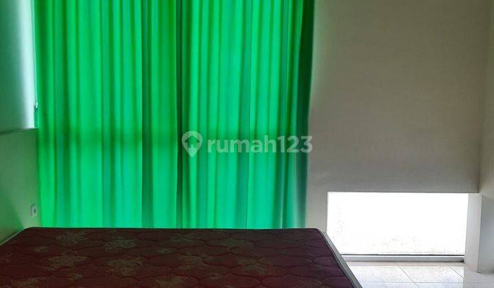 Disewakan semi furnished cluster oleaster  2