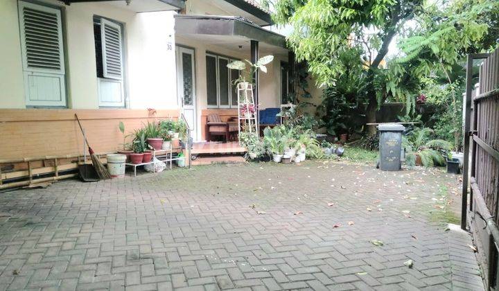 Rumah klasik di pusat kota Bandung dkat degn rumah dinas Gubernur 1