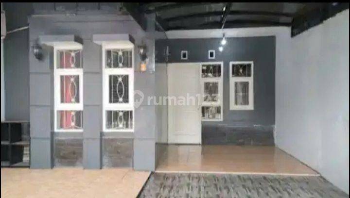 Rumah siap huni di lokasi strategis,lingkungan nyaman dan asri 1