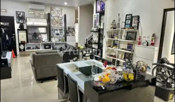 Nice House in a Strategic Location Near Cimahi City Center