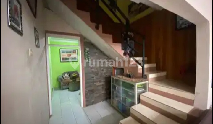 Rumah 3 Lantai Yang Homy Di Permana ,cimahi Utara 2