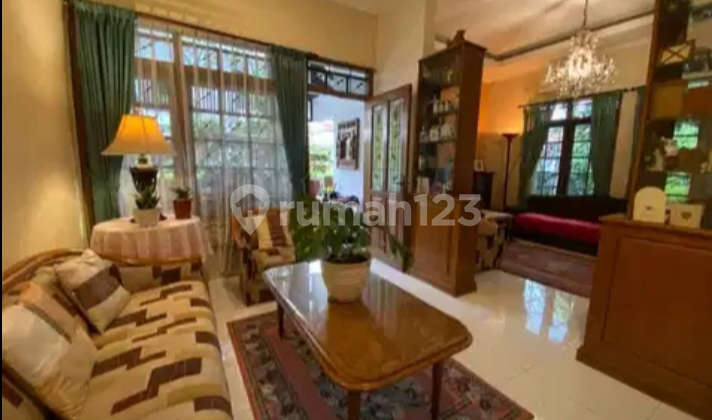 Di Jual Rumah Hook di Lokasi Strategis