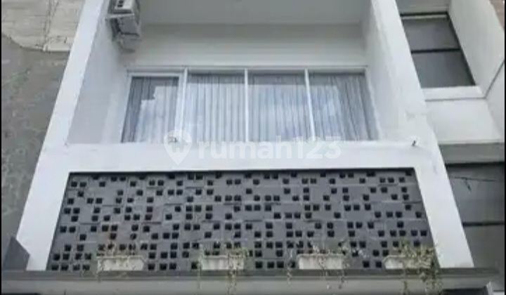 Rumah Take Over Bagus Dan Cantik Di Kawasan Sumbersari