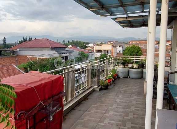 Nice House in the Pharmindo Housing Area, South Cimahi