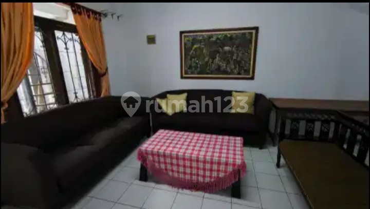 Rumah Di Sewakan.di Lokasi Strategis 2