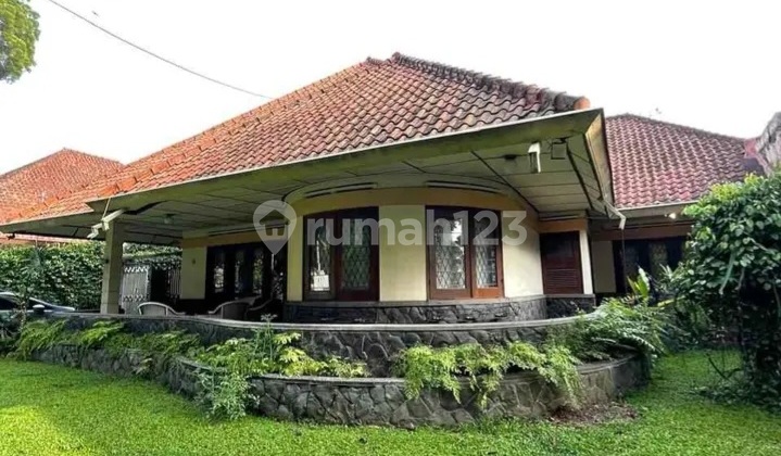 Rumah Haritage di Tengah Kota Bandung
