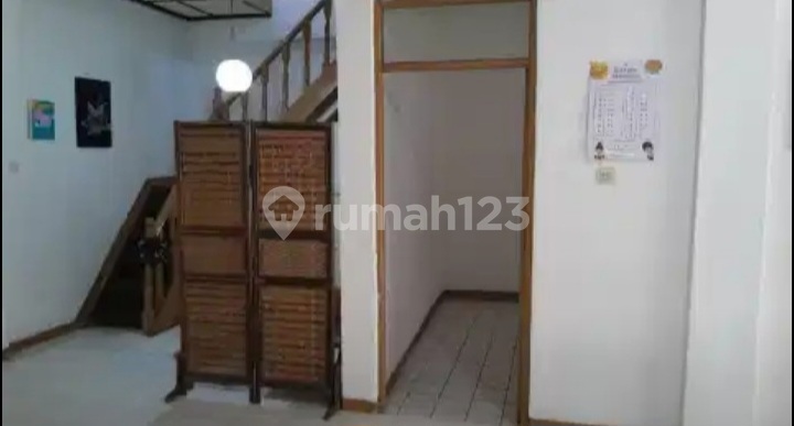 Fairly Spacious House in Cibabat Area, North Cimahi