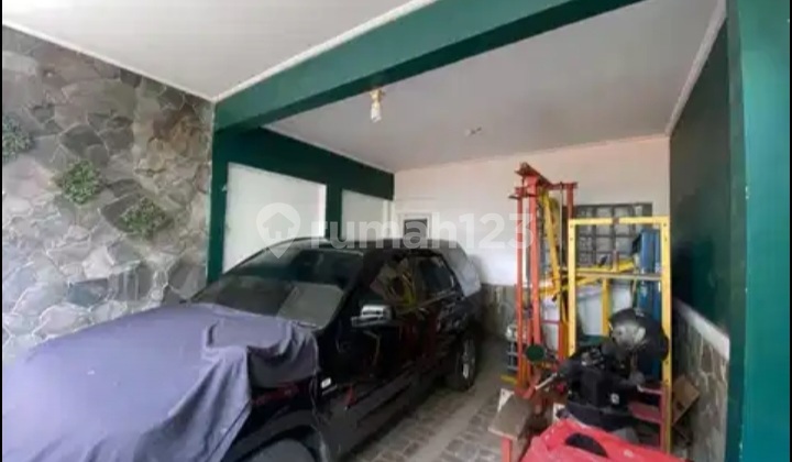 Rumah 3 Lantai Yang Homy Di Permana ,cimahi Utara Rumah 3 Lantai Yang Homy Di Permana ,cimahi Utara