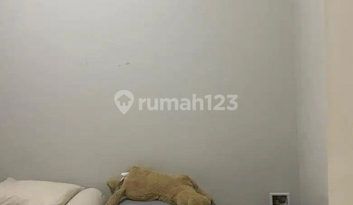 Rumah 2 Lantai Regency Melati Mas, Tangerang  2