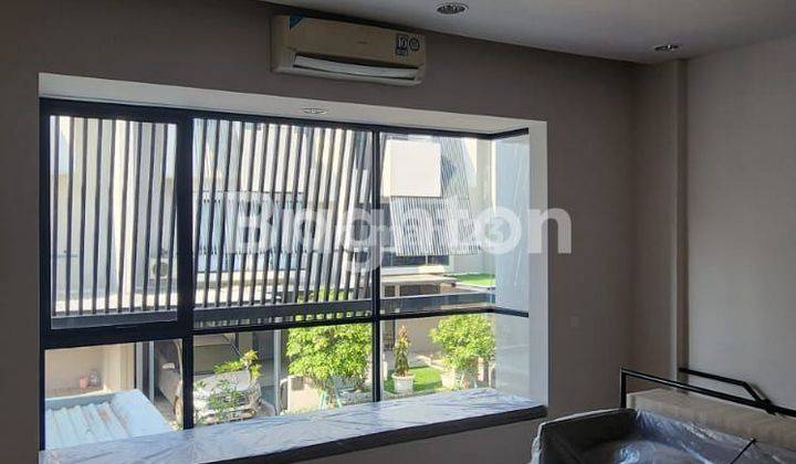 Rumah 3 Lantai Fully Furnished Tabebuya BSD 2