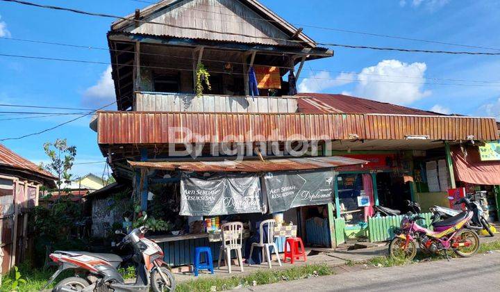 MURAH TANAH BESERTA BANGUNAN PINGGIR JALAN  DI JALAN COKROAMINOTO SAMARINDA SEBERANG 2